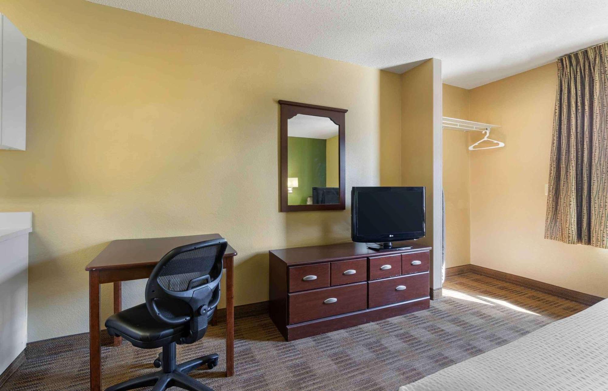 Extended Stay America Suites - Savannah - Midtown Exterior photo